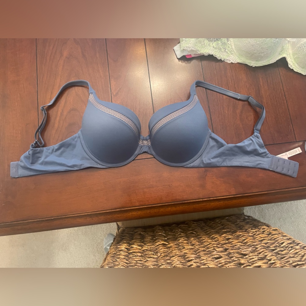 Victoria’s Secret body by Victoria, perfect shape Women's Bra